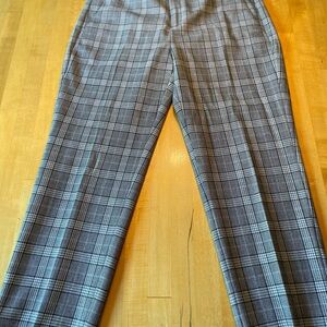Banana Republic size 8 petite wool grey plaid dress pants. Excellent condition